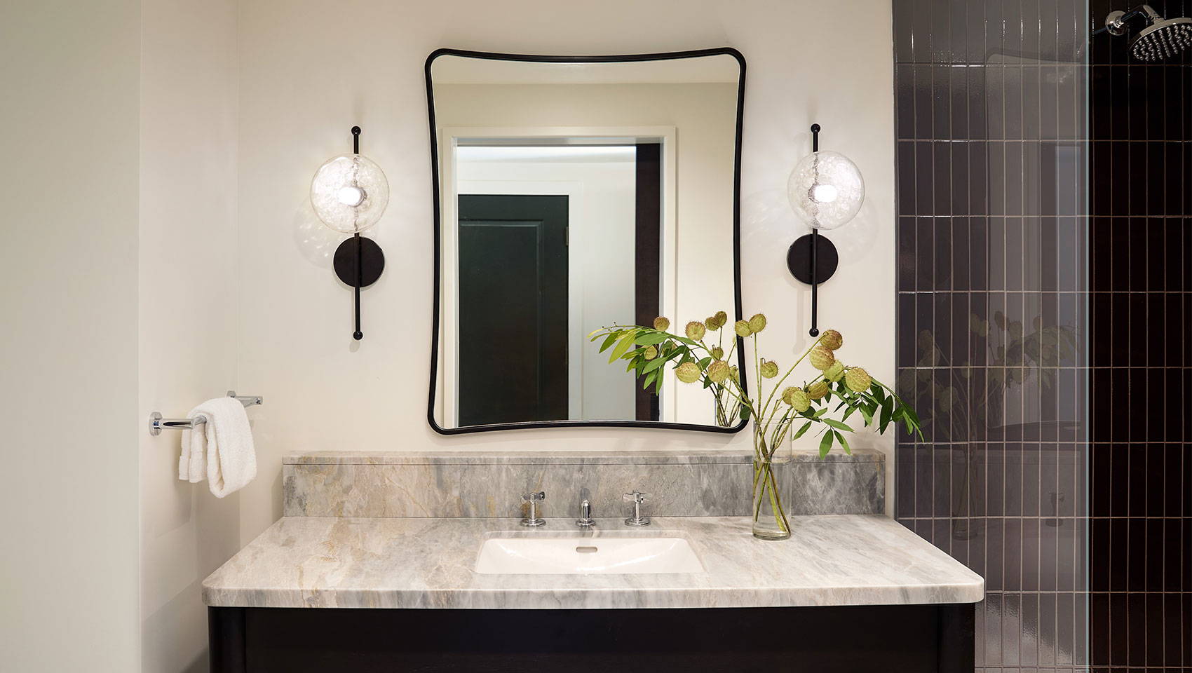 Mirador Guest Room Bathroom Vanity