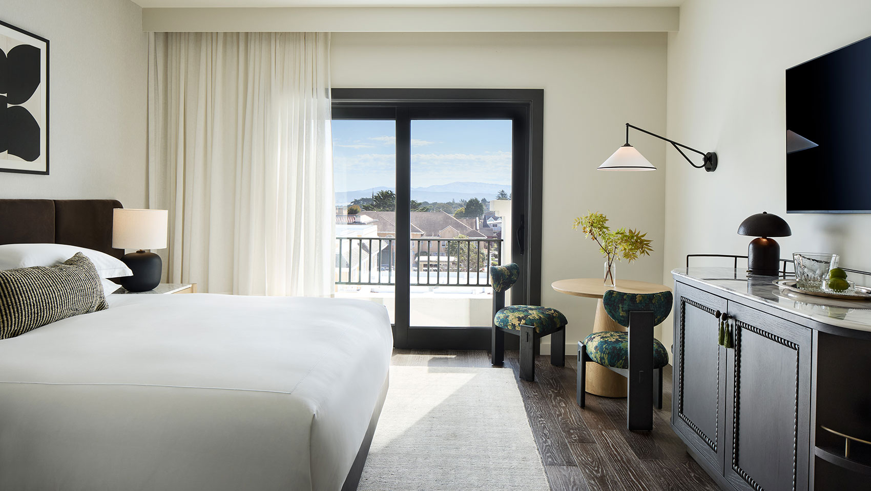 Mirador guestroom