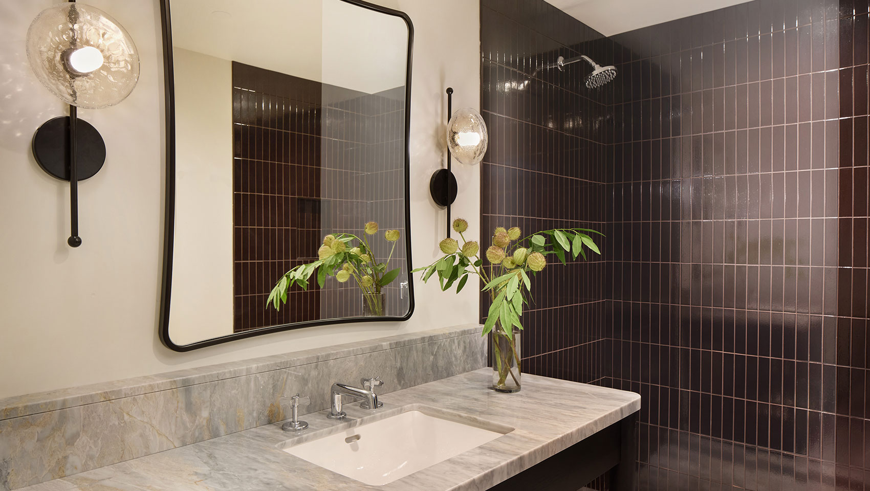 Kimpton Mirador guest room bath