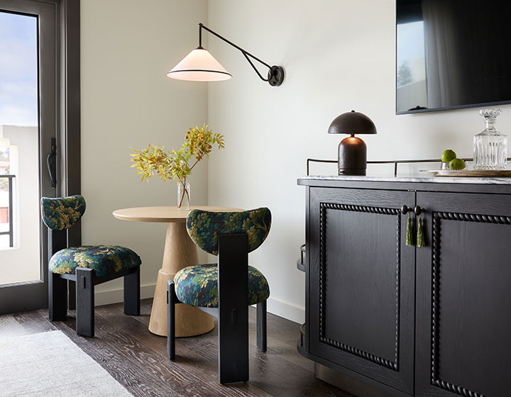 Mirador guestroom features